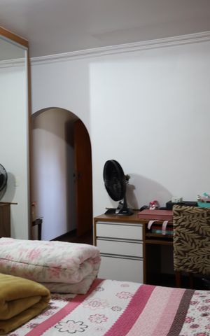 Casa à venda com 600m², 5 quartos e 7 vagasQuarto