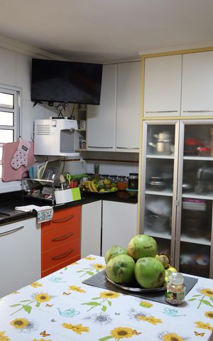 Casa à venda com 600m², 5 quartos e 7 vagasCozinha