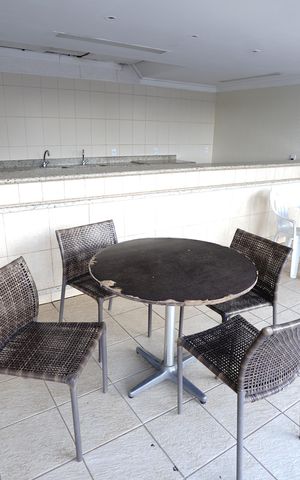 Apartamento à venda com 45m², 1 quarto e 1 vaga