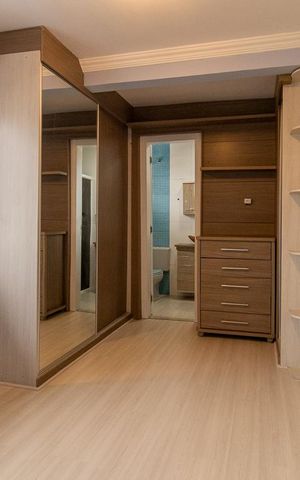Casa à venda com 212m², 4 quartos e 2 vagas Casa à venda com 212m², 4 quartos e 2 vagasQuarto 4 - Suíte
