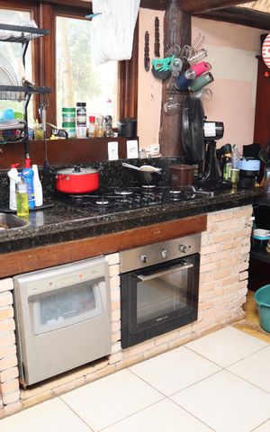 Casa à venda com 500m², 3 quartos e 2 vagasCozinha