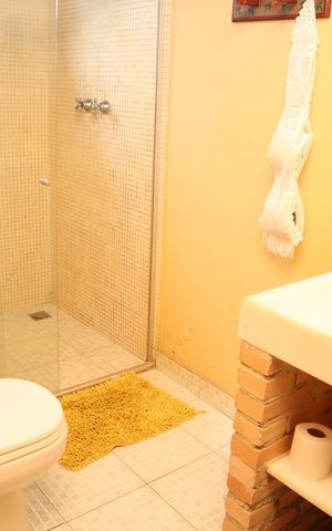 Casa à venda com 500m², 3 quartos e 2 vagasBanheiro social