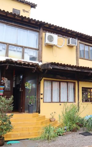 Casa à venda com 500m², 3 quartos e 2 vagasFachada