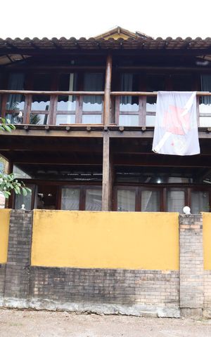 Casa à venda com 500m², 3 quartos e 2 vagasFachada