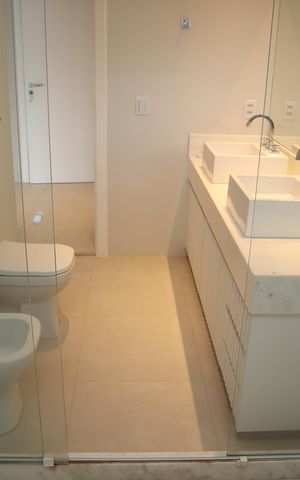 Casa de condomínio à venda com 271m², 4 quartos e 3 vagasbanheiro 4