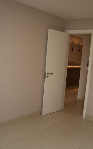 Casa de condomínio à venda com 271m², 4 quartos e 3 vagasquarto escritorio