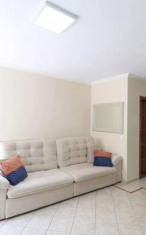 Casa de condomínio à venda com 116m², 3 quartos e 2 vagasSala