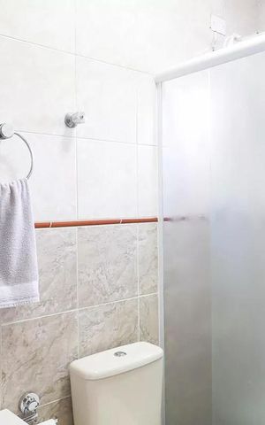 Casa de condomínio à venda com 116m², 3 quartos e 2 vagasBanheiro