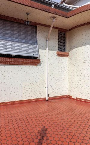 Casa à venda com 160m², 2 quartos e 3 vagasVaranda 