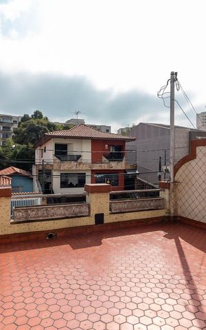 Casa à venda com 160m², 2 quartos e 3 vagasVaranda 