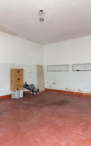 Casa à venda com 160m², 2 quartos e 3 vagasGaragem