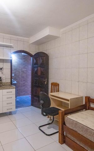 Studio para alugar com 24m², 1 quarto e sem vaga Studio para alugar com 24m², 1 quarto e sem vagaQuarto / cozinha