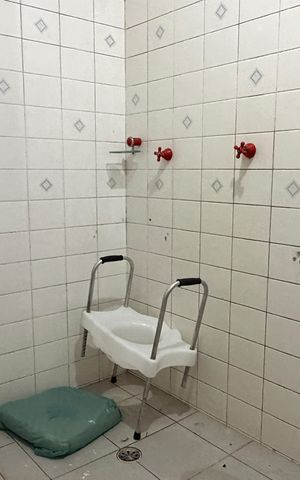 Casa para alugar com 270m², 5 quartos e 5 vagasBanheiro Social 2