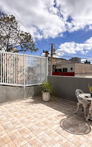 Casa à venda com 149m², 2 quartos e 2 vagas Casa à venda com 149m², 2 quartos e 2 vagasSacada