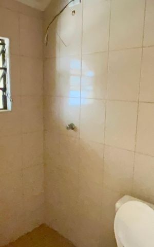 Casa à venda com 159m², 4 quartos e 4 vagas Casa à venda com 159m², 4 quartos e 4 vagasBanheiro 4