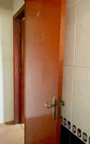 Casa à venda com 159m², 4 quartos e 4 vagas Casa à venda com 159m², 4 quartos e 4 vagasBanheiro 1