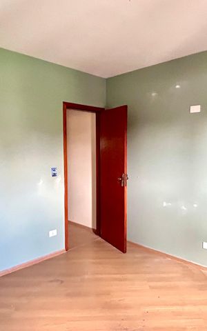 Casa à venda com 159m², 4 quartos e 4 vagas Casa à venda com 159m², 4 quartos e 4 vagasQuarto 3