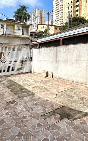 Casa à venda com 159m², 4 quartos e 4 vagas Casa à venda com 159m², 4 quartos e 4 vagasGaragem