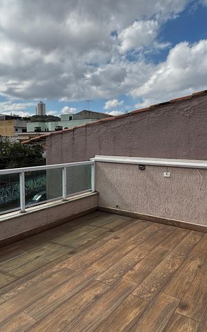 Casa à venda com 198m², 4 quartos e 2 vagas Casa à venda com 198m², 4 quartos e 2 vagasSotão Varanda