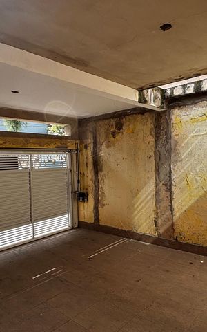 Casa à venda com 198m², 4 quartos e 2 vagas Casa à venda com 198m², 4 quartos e 2 vagasGaragem