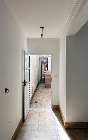 Casa à venda com 198m², 4 quartos e 2 vagas Casa à venda com 198m², 4 quartos e 2 vagasCozinha