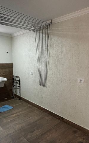 Casa à venda com 198m², 4 quartos e 2 vagas Casa à venda com 198m², 4 quartos e 2 vagasÁrea de Serviço