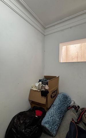 Casa à venda com 198m², 4 quartos e 2 vagas Casa à venda com 198m², 4 quartos e 2 vagasLavabo