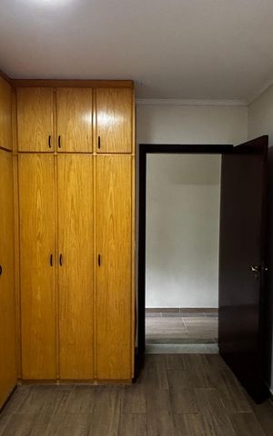 Casa à venda com 198m², 4 quartos e 2 vagas Casa à venda com 198m², 4 quartos e 2 vagasQuarto 1