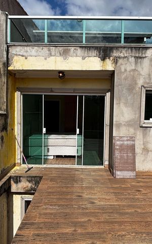 Casa à venda com 198m², 4 quartos e 2 vagas Casa à venda com 198m², 4 quartos e 2 vagasVaranda da Suíte