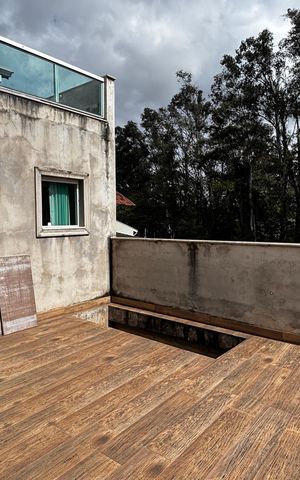 Casa à venda com 198m², 4 quartos e 2 vagas Casa à venda com 198m², 4 quartos e 2 vagasVaranda da Suíte