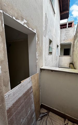 Casa à venda com 198m², 4 quartos e 2 vagas Casa à venda com 198m², 4 quartos e 2 vagasQuarto 1 Varanda