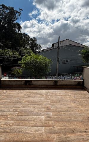 Casa à venda com 198m², 4 quartos e 2 vagas Casa à venda com 198m², 4 quartos e 2 vagasVaranda da Suíte