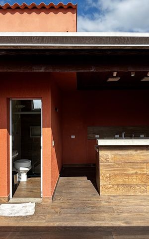 Casa à venda com 198m², 4 quartos e 2 vagas Casa à venda com 198m², 4 quartos e 2 vagasSotão Churrasqueira