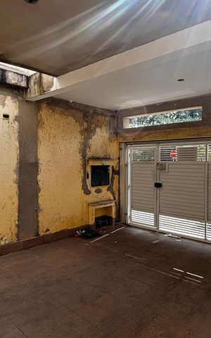 Casa à venda com 198m², 4 quartos e 2 vagas Casa à venda com 198m², 4 quartos e 2 vagasGaragem