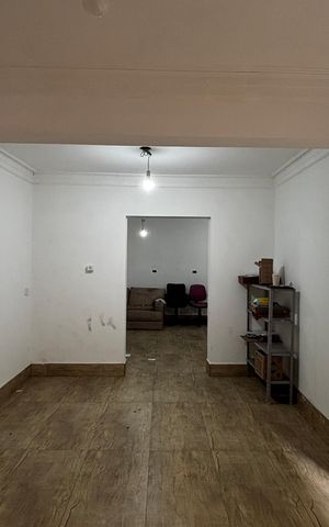 Casa à venda com 198m², 4 quartos e 2 vagas Casa à venda com 198m², 4 quartos e 2 vagasSala de Jantar