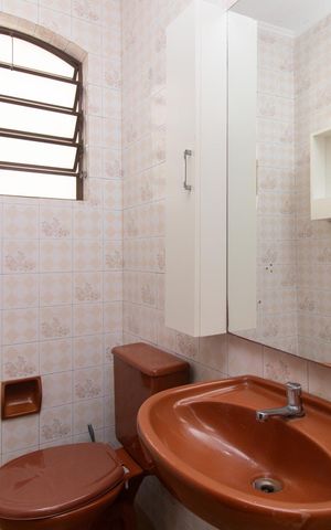 Casa à venda com 280m², 4 quartos e 4 vagasLavabo