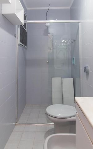 Casa à venda com 280m², 4 quartos e 4 vagasBanheiro Social
