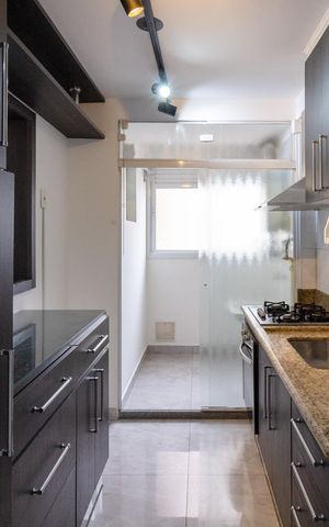 Apartamento à venda com 83m², 3 quartos e 2 vagasCozinha