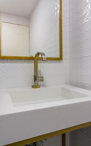 Apartamento à venda com 83m², 3 quartos e 2 vagasBanheiro social