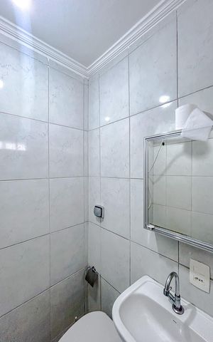 Casa à venda com 300m², 4 quartos e 4 vagasBanheiro de serviço