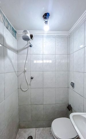 Casa à venda com 300m², 4 quartos e 4 vagasBanheiro de serviço