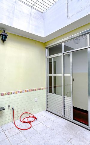 Casa à venda com 300m², 4 quartos e 4 vagasÁrea externa