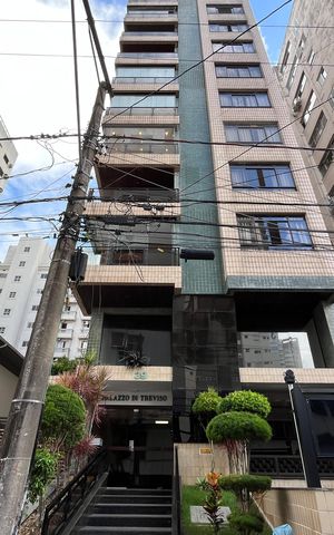 Apartamento para alugar com 208m², 4 quartos e 2 vagasFachada