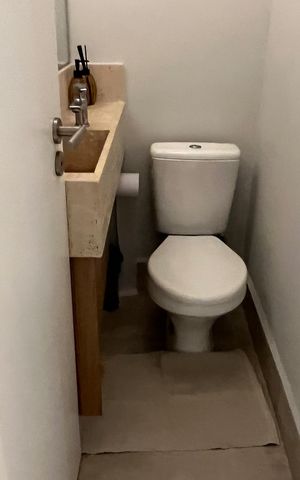 Apartamento para alugar com 208m², 4 quartos e 2 vagasLavabo