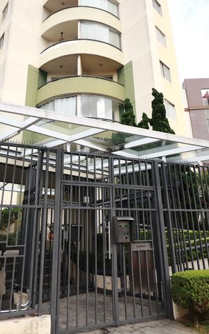 Apartamento à venda com 54m², 2 quartos e 2 vagasFachada