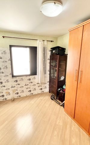 Apartamento à venda com 140m², 4 quartos e 2 vagas Apartamento à venda com 140m², 4 quartos e 2 vagasQuarto 1 - Suíte