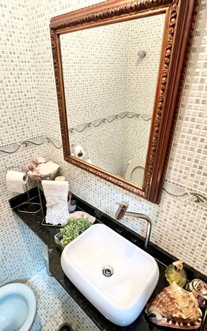 Apartamento à venda com 140m², 4 quartos e 2 vagas Apartamento à venda com 140m², 4 quartos e 2 vagasLavabo