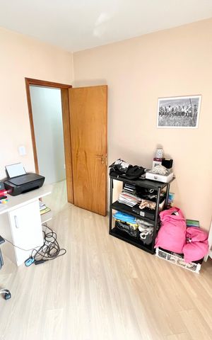 Apartamento à venda com 140m², 4 quartos e 2 vagas Apartamento à venda com 140m², 4 quartos e 2 vagasQuarto 2 / Escritório
