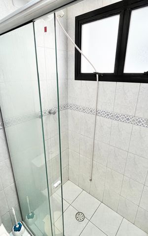 Apartamento à venda com 140m², 4 quartos e 2 vagas Apartamento à venda com 140m², 4 quartos e 2 vagasBanheiro da Suíte 1