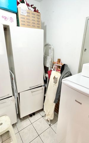 Apartamento à venda com 140m², 4 quartos e 2 vagas Apartamento à venda com 140m², 4 quartos e 2 vagasQuarto de Serviço
